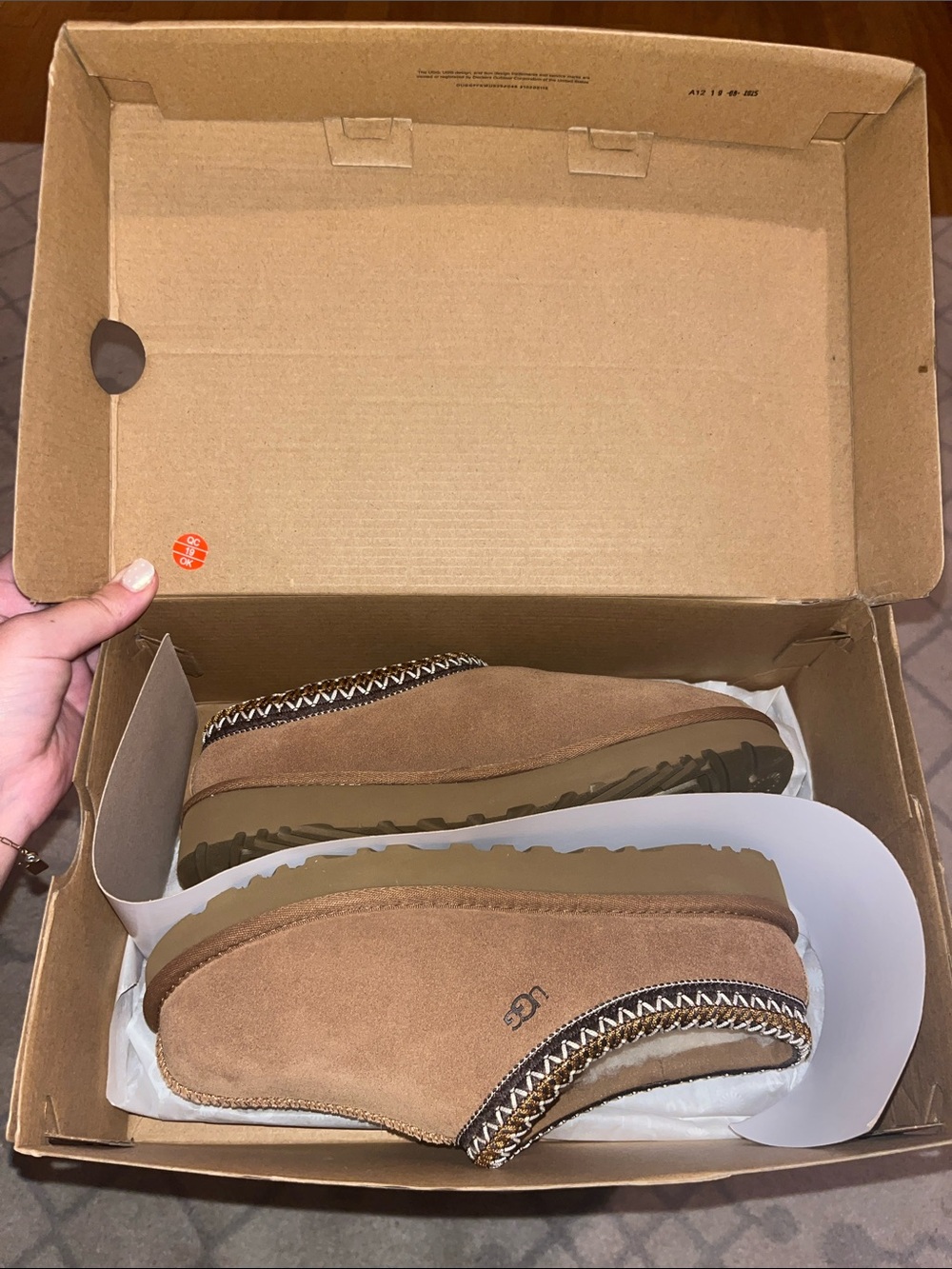 Women’s Tasman II Chestnut Suede UGGs. New with tags. Ordered wrong size for me.